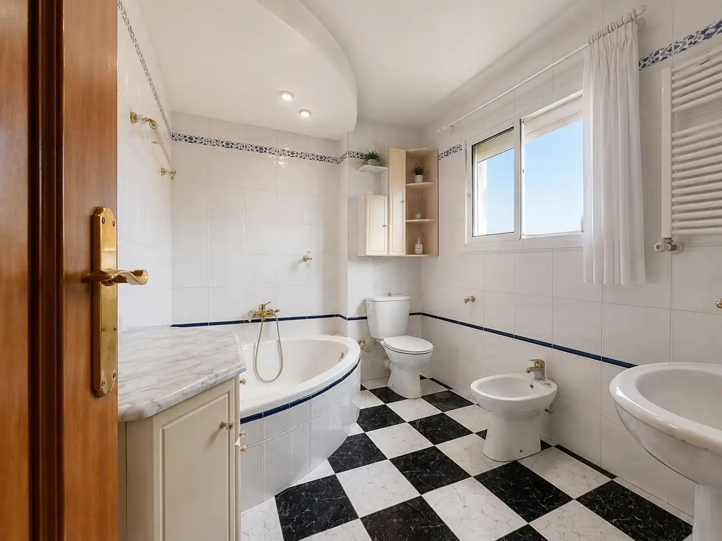Casa con piscina en venta en Torre del Mar, imagen 16