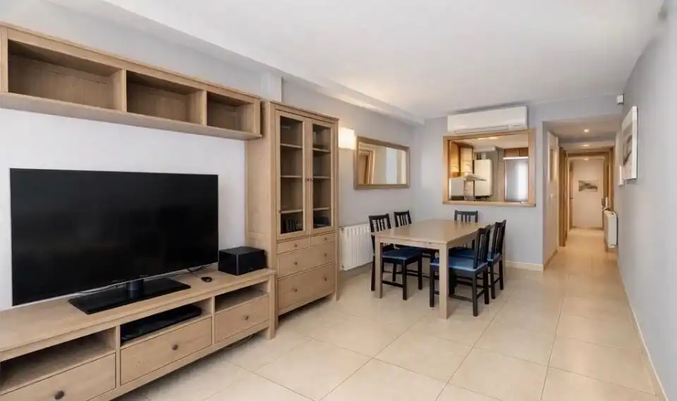 Appartamento con terrazza in vendita a Carrer JOAQUIM ESPALTER, imagen 3