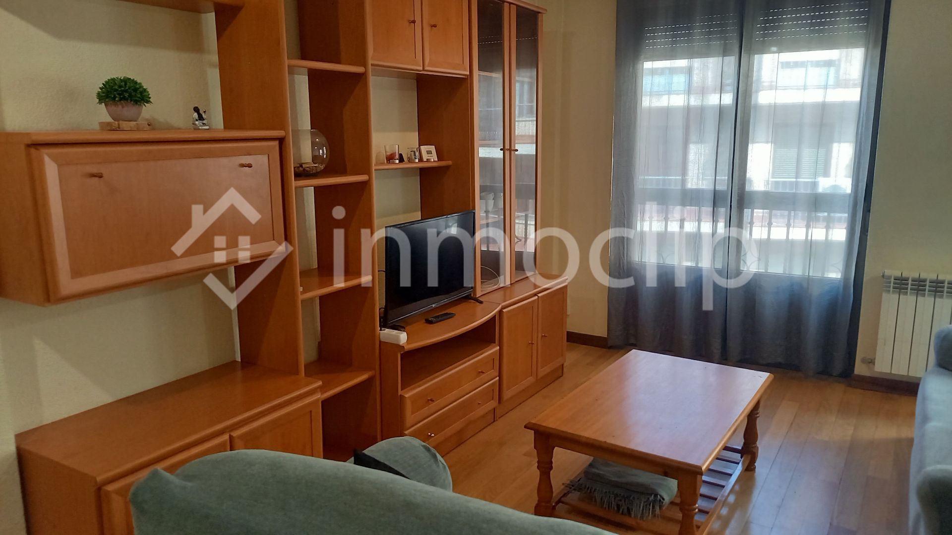 Living room of Duplex to rent in Salamanca Capital  with Heating, Terrace and Furnished