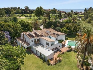 Casa amb piscina en venda a San Pedro de Alcántara