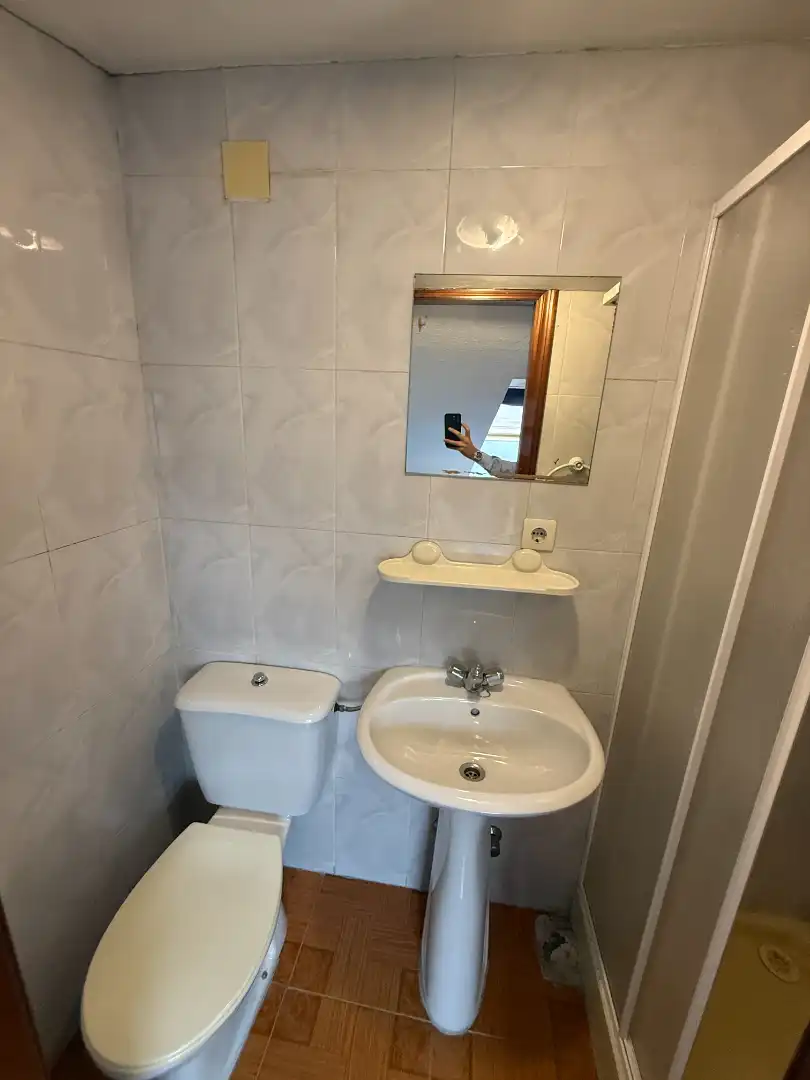 Bany de Edifici en venda en Siero amb Alarma