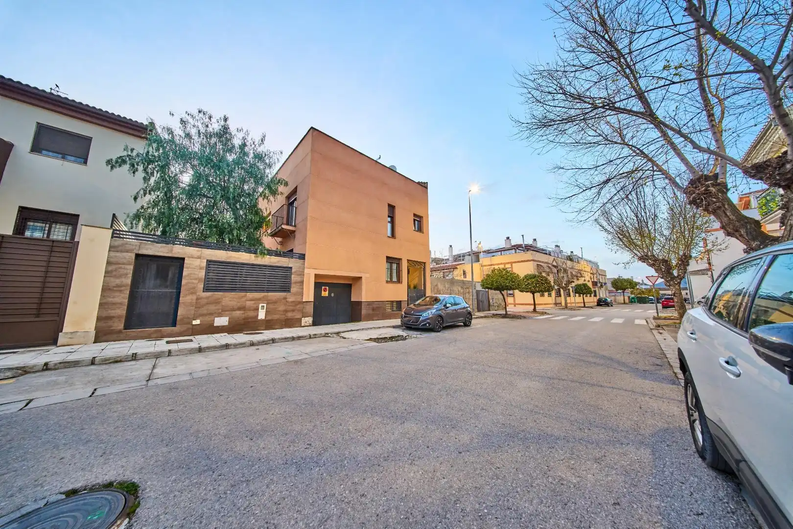 Vista exterior de Casa o chalet en venta en Santa Fe con Aire acondicionado, Calefacción y Piscina