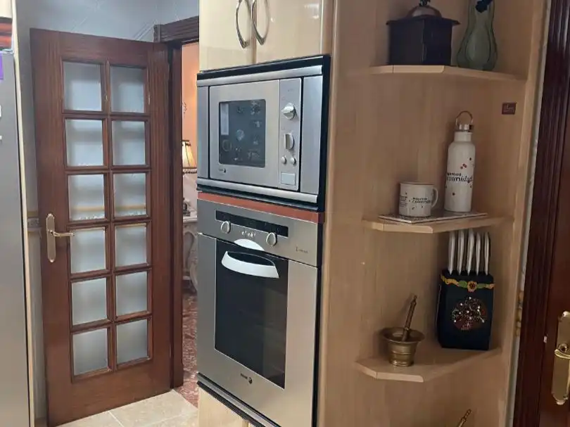 Cuina de Pis en venda en Linares amb Aire condicionat, Calefacció i Traster
