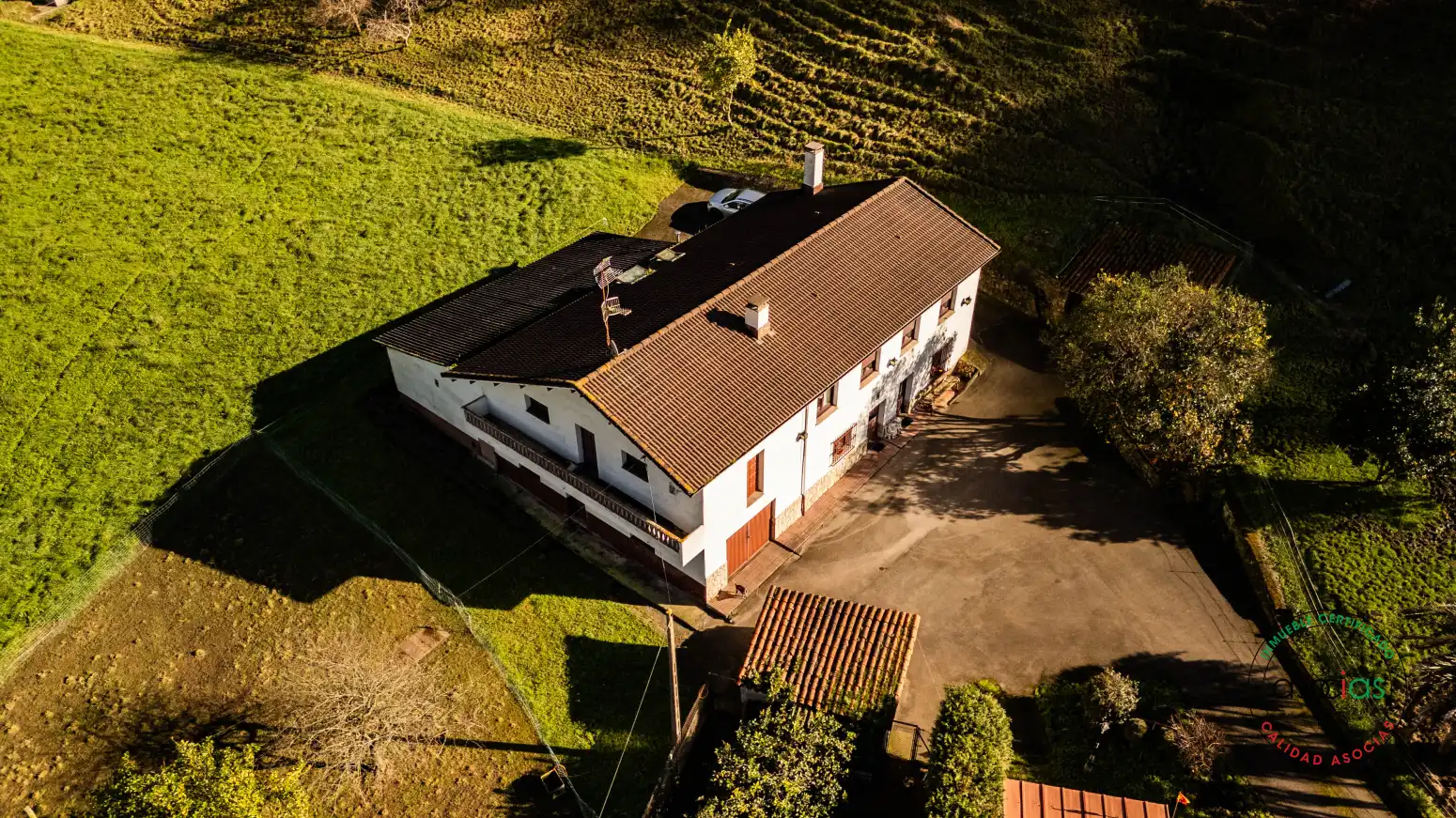 Vista exterior de Casa o chalet en venta en Gijón  con Calefacción y Amueblado