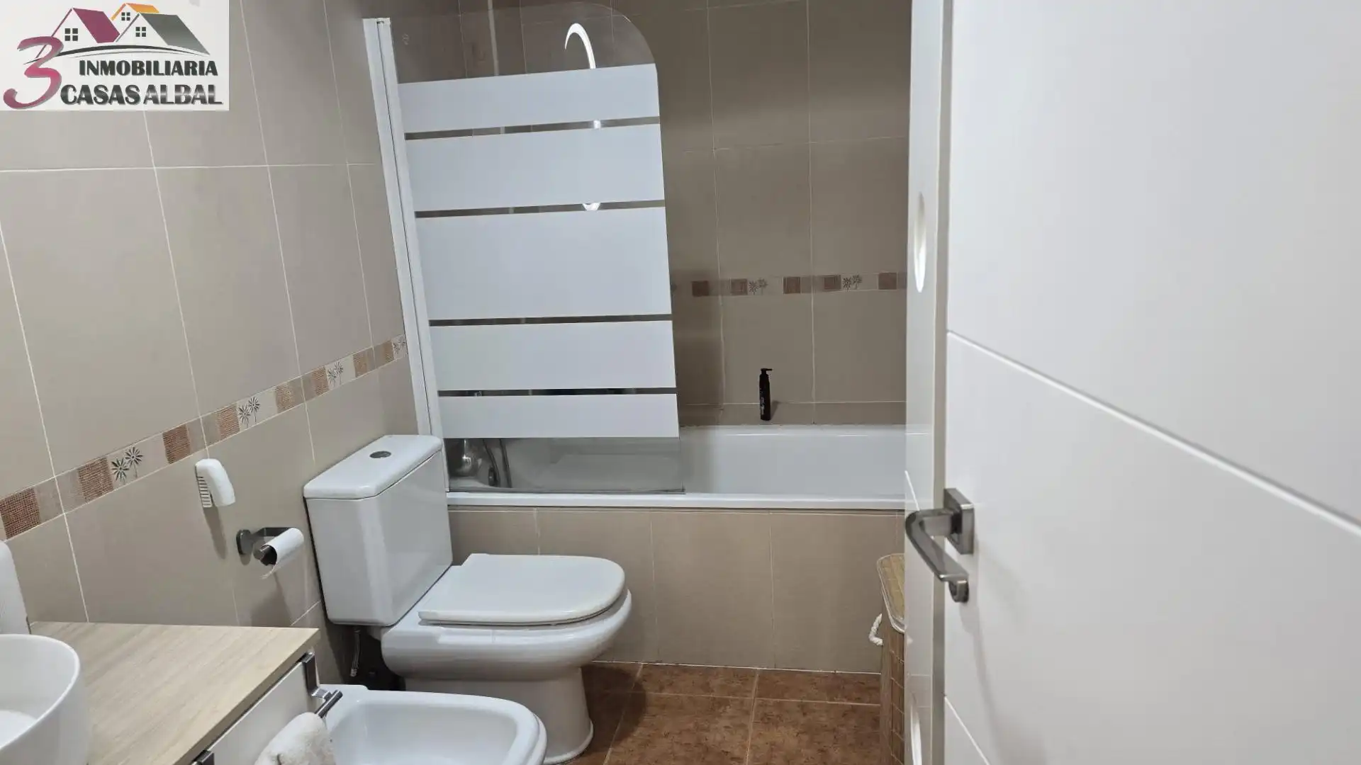 Baño de Planta baja en venta en Silla