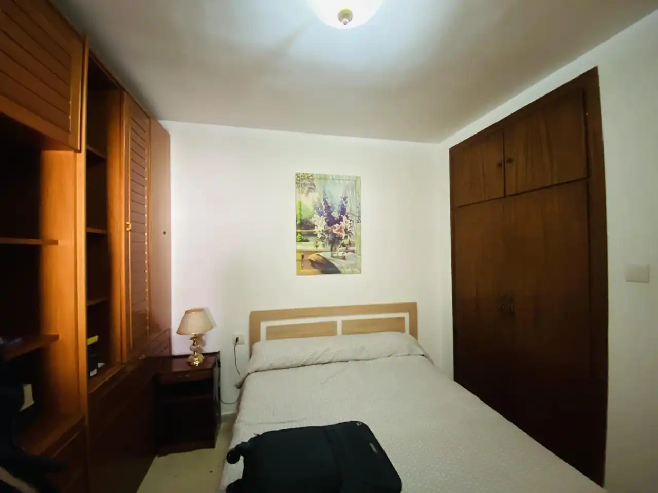 Bedroom of Flat for rent in Granada  with Air Conditioner