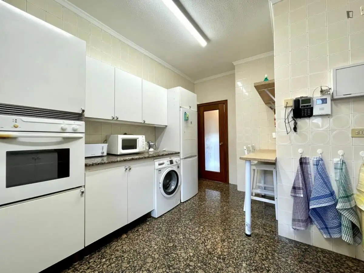Room in Castaños - Begoñaibarra