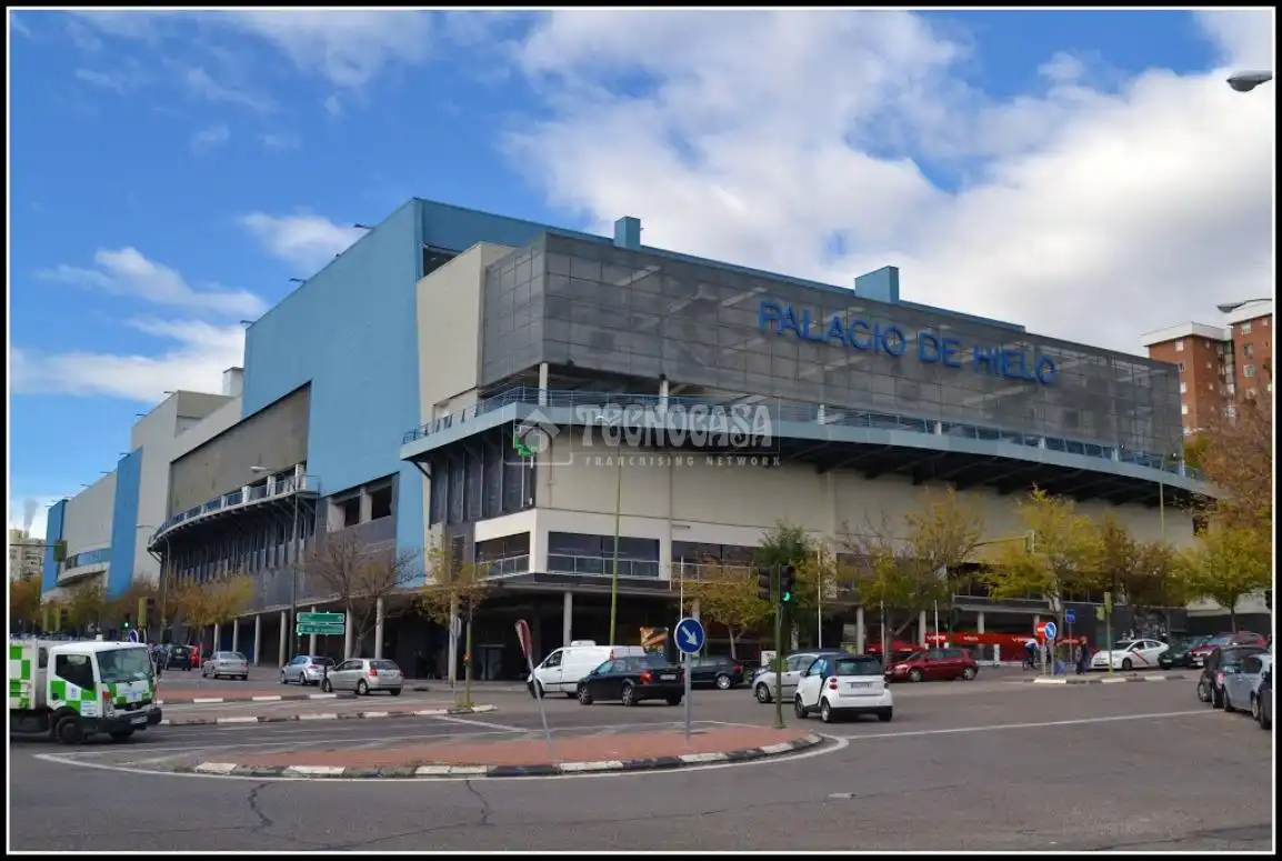 Vista exterior de Garaje en venta en Madrid