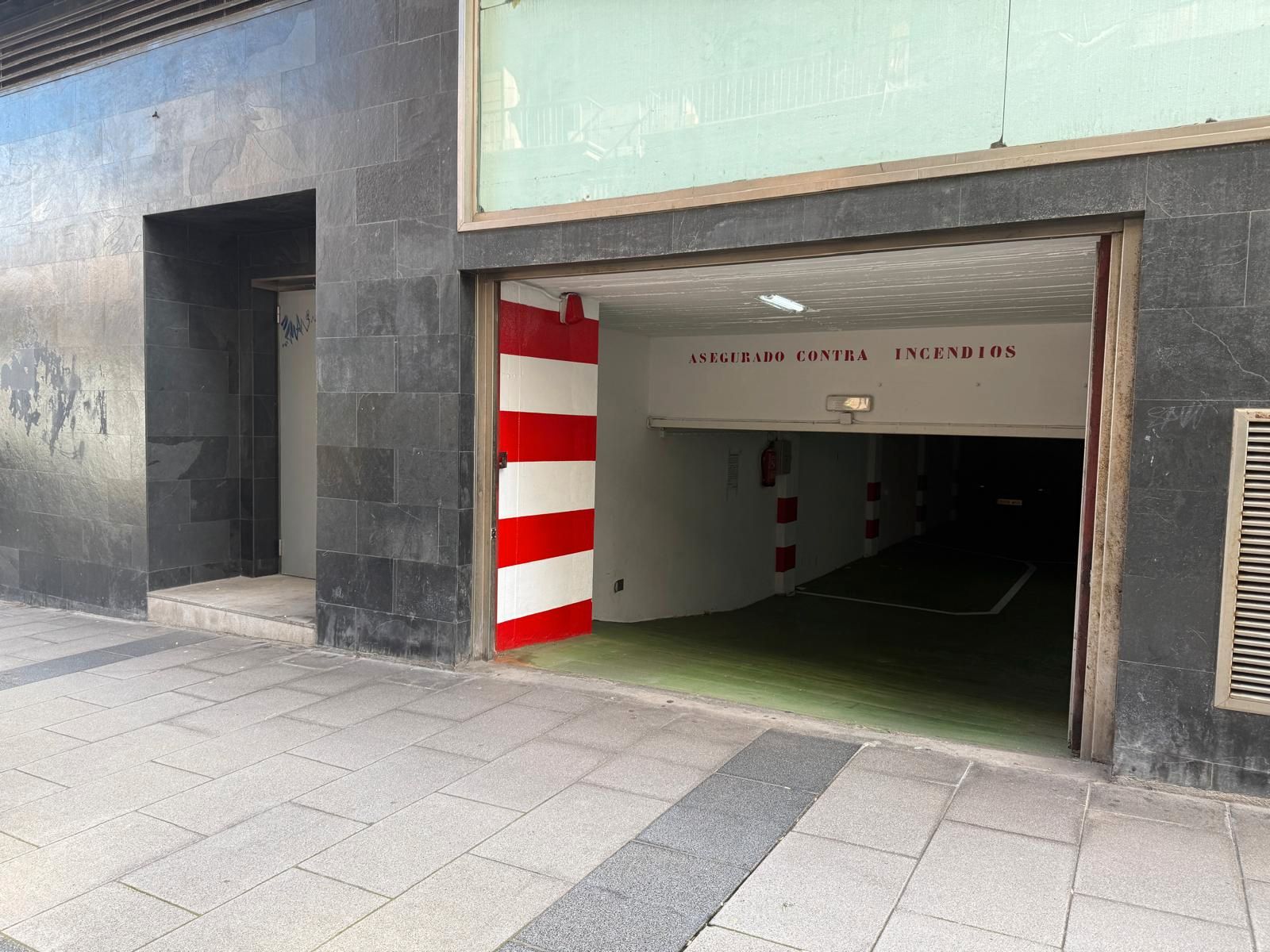 Garatge de lloguer a Rúa Federico Tapia, Ensanche