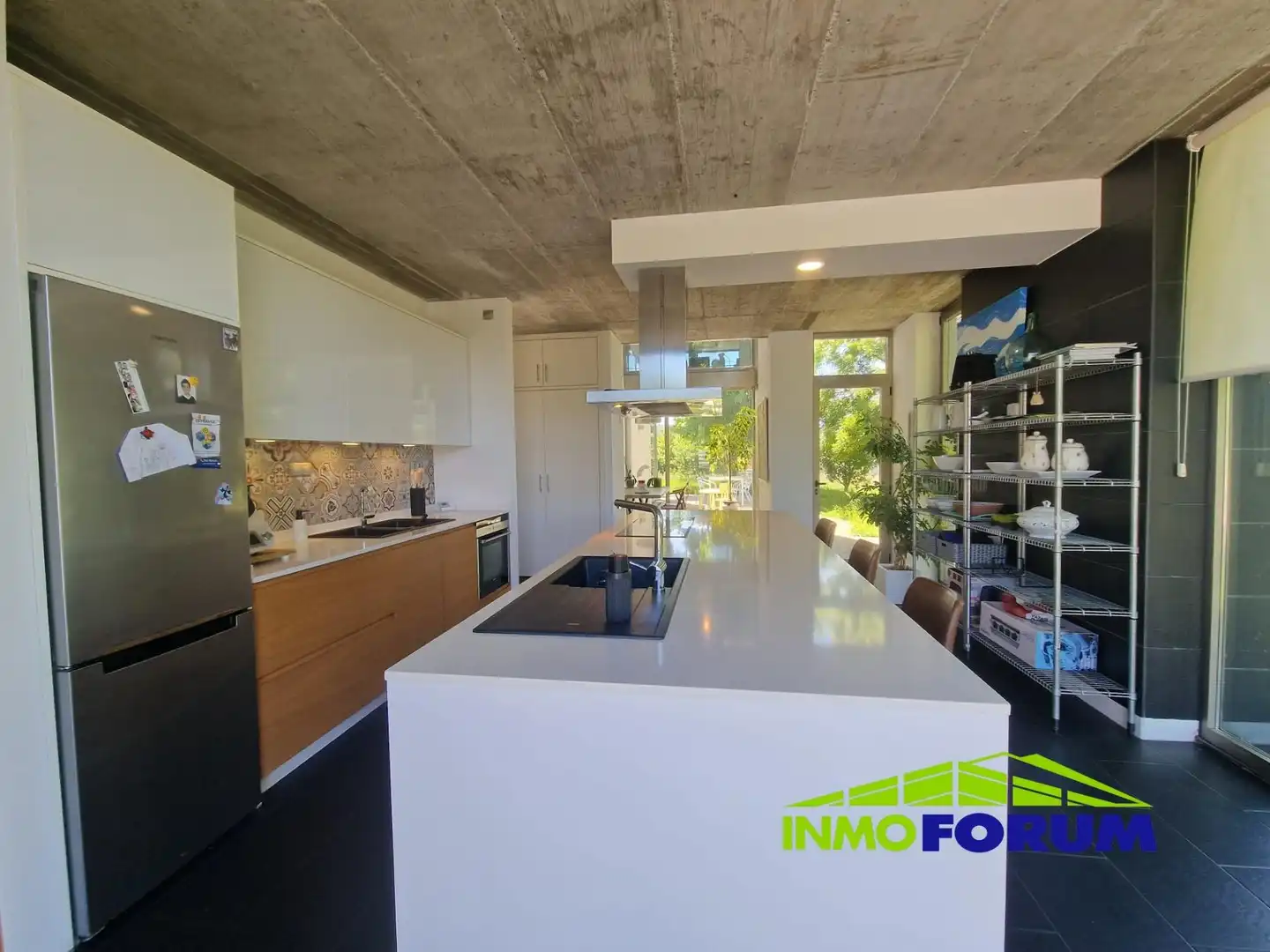 Cocina de Casa o chalet en venta en Miño con Jardín privado, Terraza y Trastero