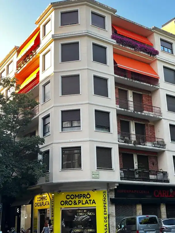 Vista exterior de Pis en venda en  Pamplona / Iruña amb Aire condicionat, Calefacció i Balcó