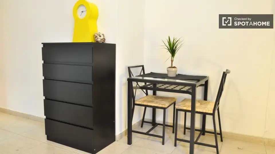 Habitación en Les Roquetes