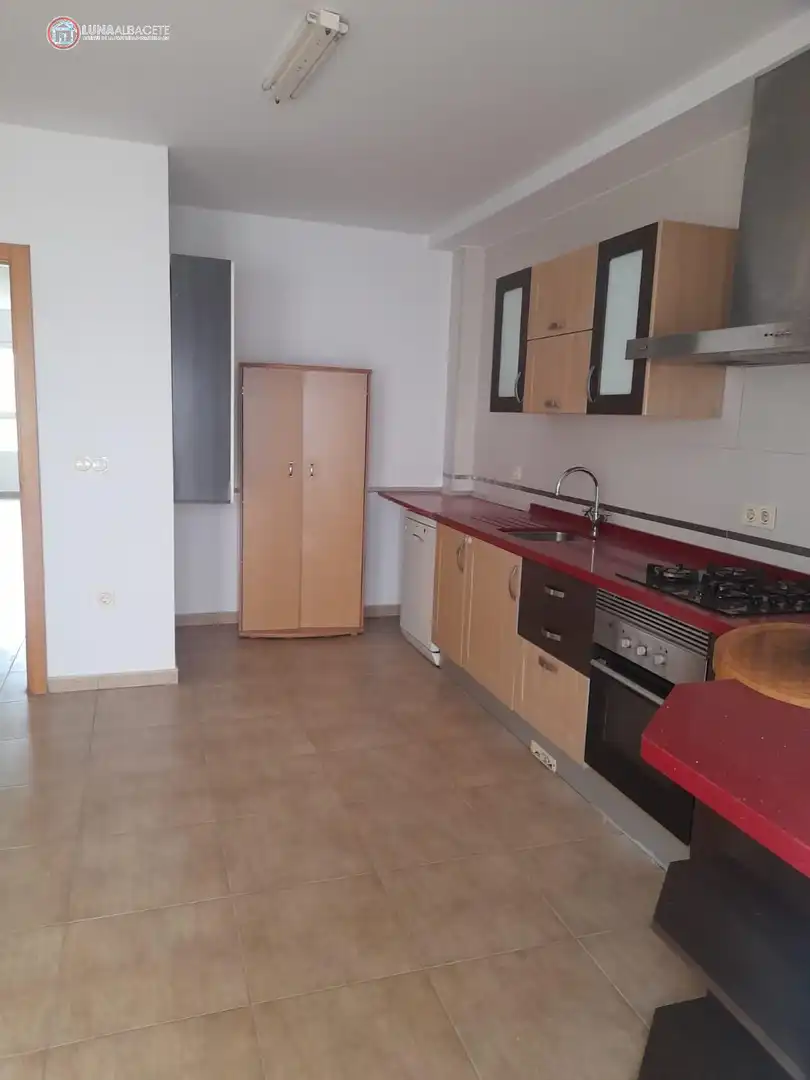 Adosado en venta en La Gineta, imagen 5