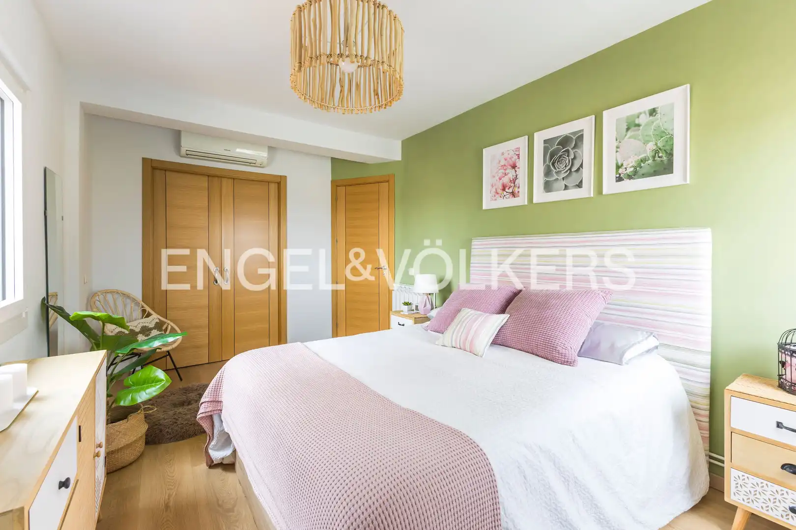Schlafzimmer von Wohnung zum Verkauf in Madrid mit Klimaanlage, Heizung und Privatgarten