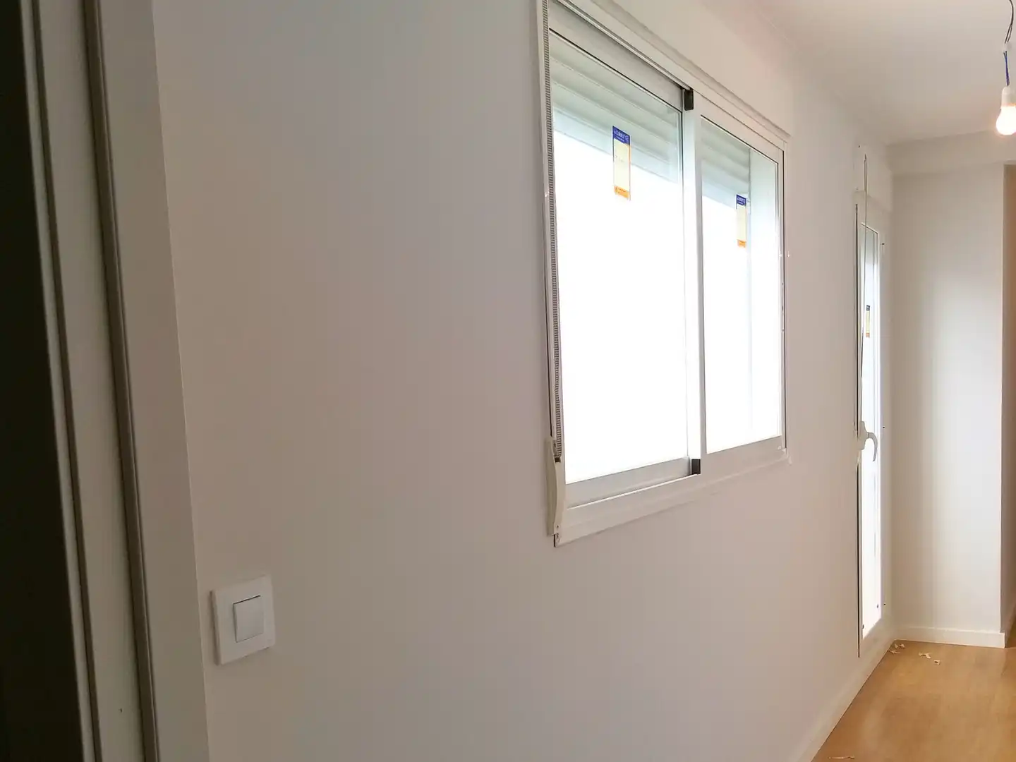 Wohnung zum Verkauf in Paterna mit Parkett, Terrasse und Ofen