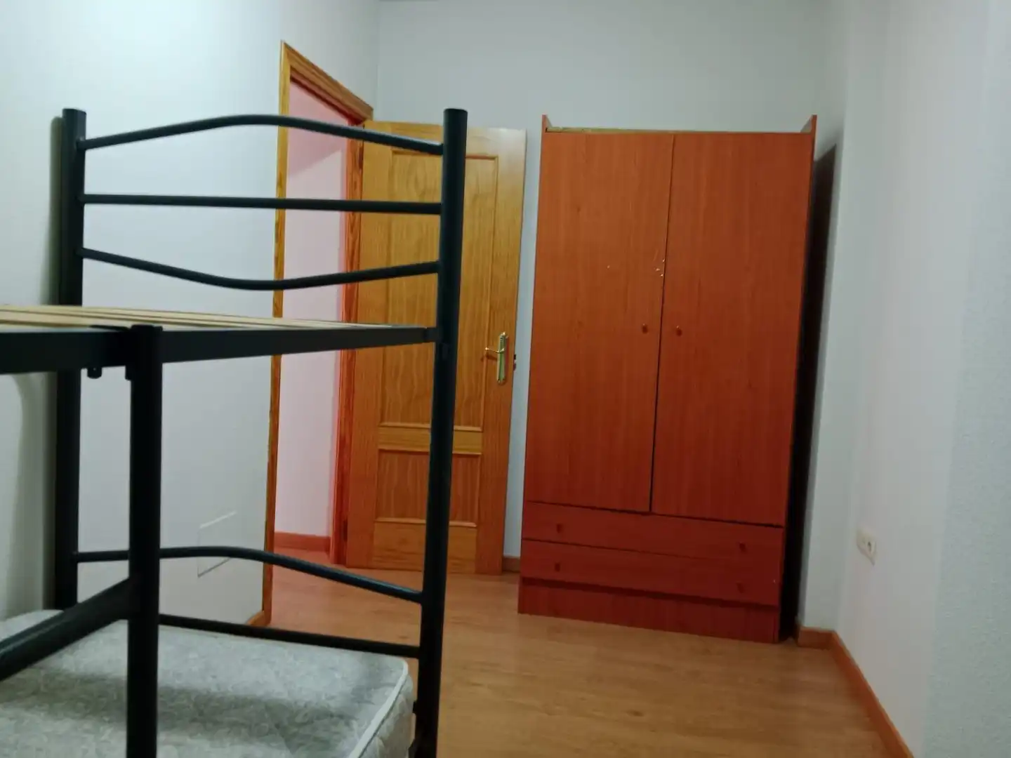 Habitación de Dúplex en venta en Villarrubia de los Ojos con Calefacción, Jardín privado y Terraza