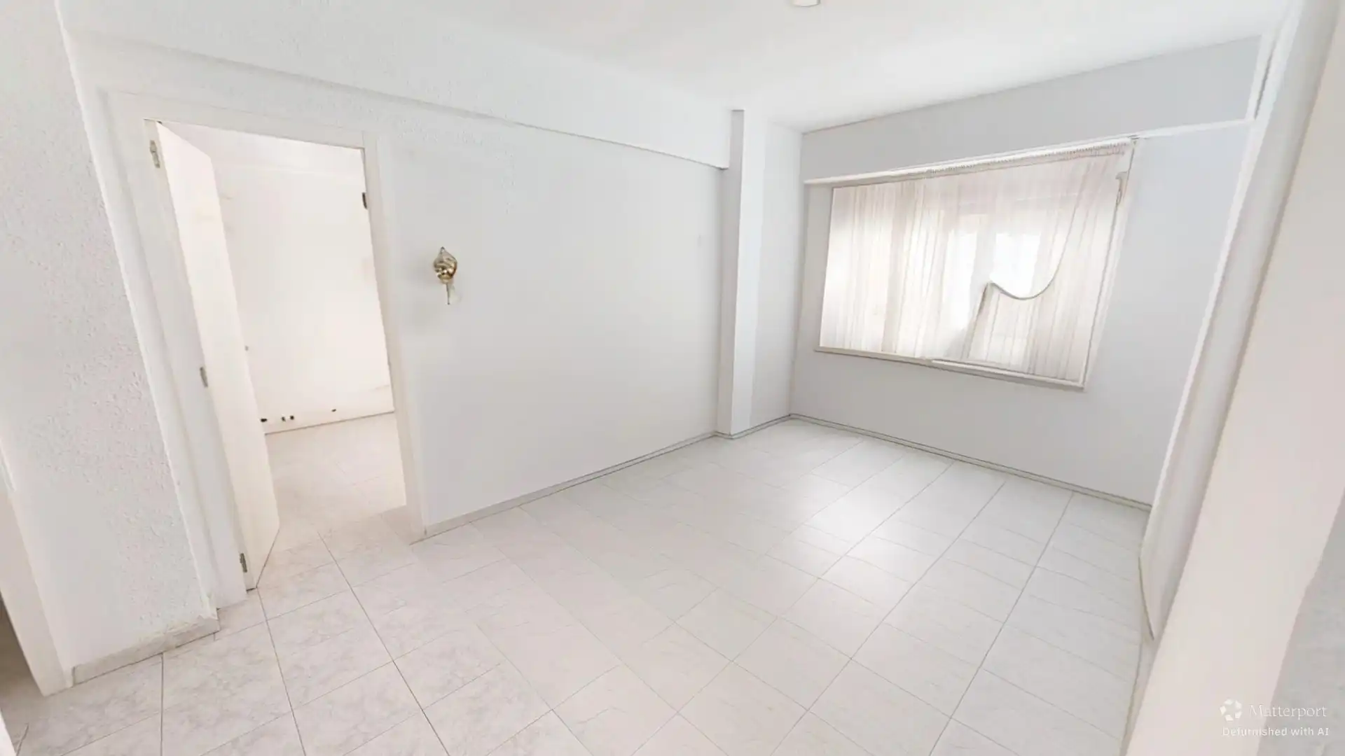 Piso en venta en Alicante / Alacant con Balcón