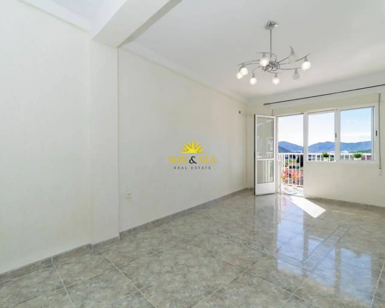 Apartamento en venta en Alumbres - Escombreras