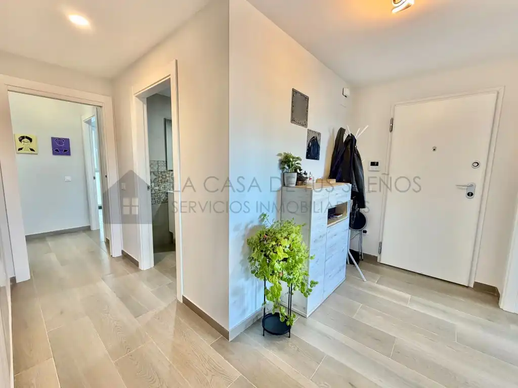 Piso en venta en Calle Azorin, El Mercado - Plaza de Toros