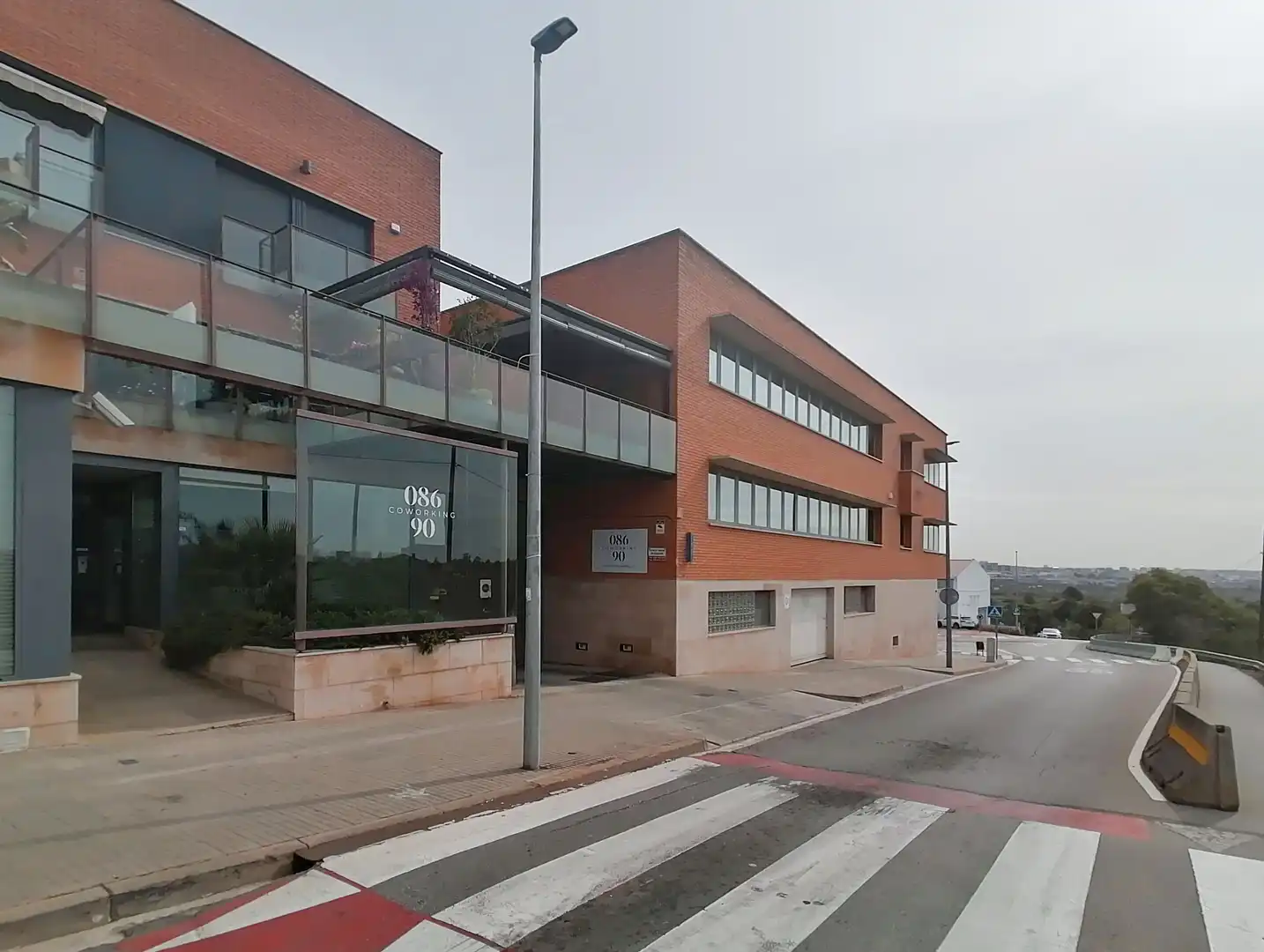 Oficina de lloguer a Avinguda del Baix Llobregat 77, imagen 2