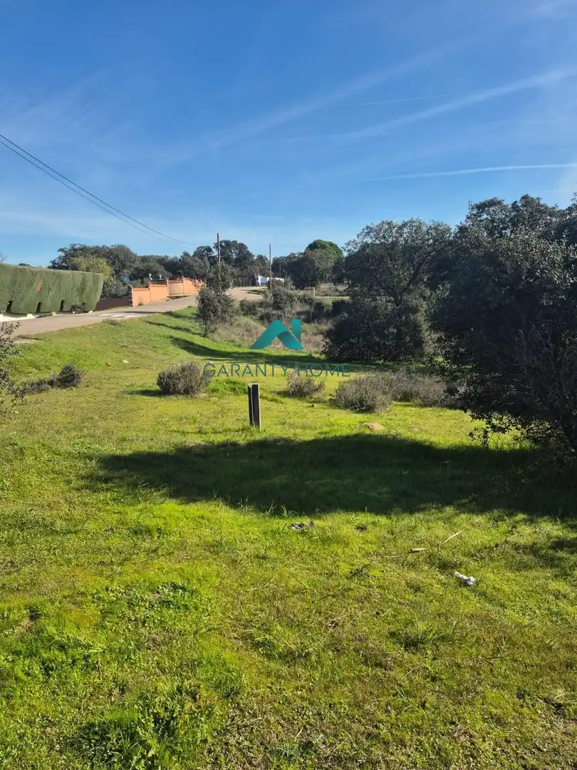 Terreno residenziale in vendita a Urbanizacion Serr Playa Duples