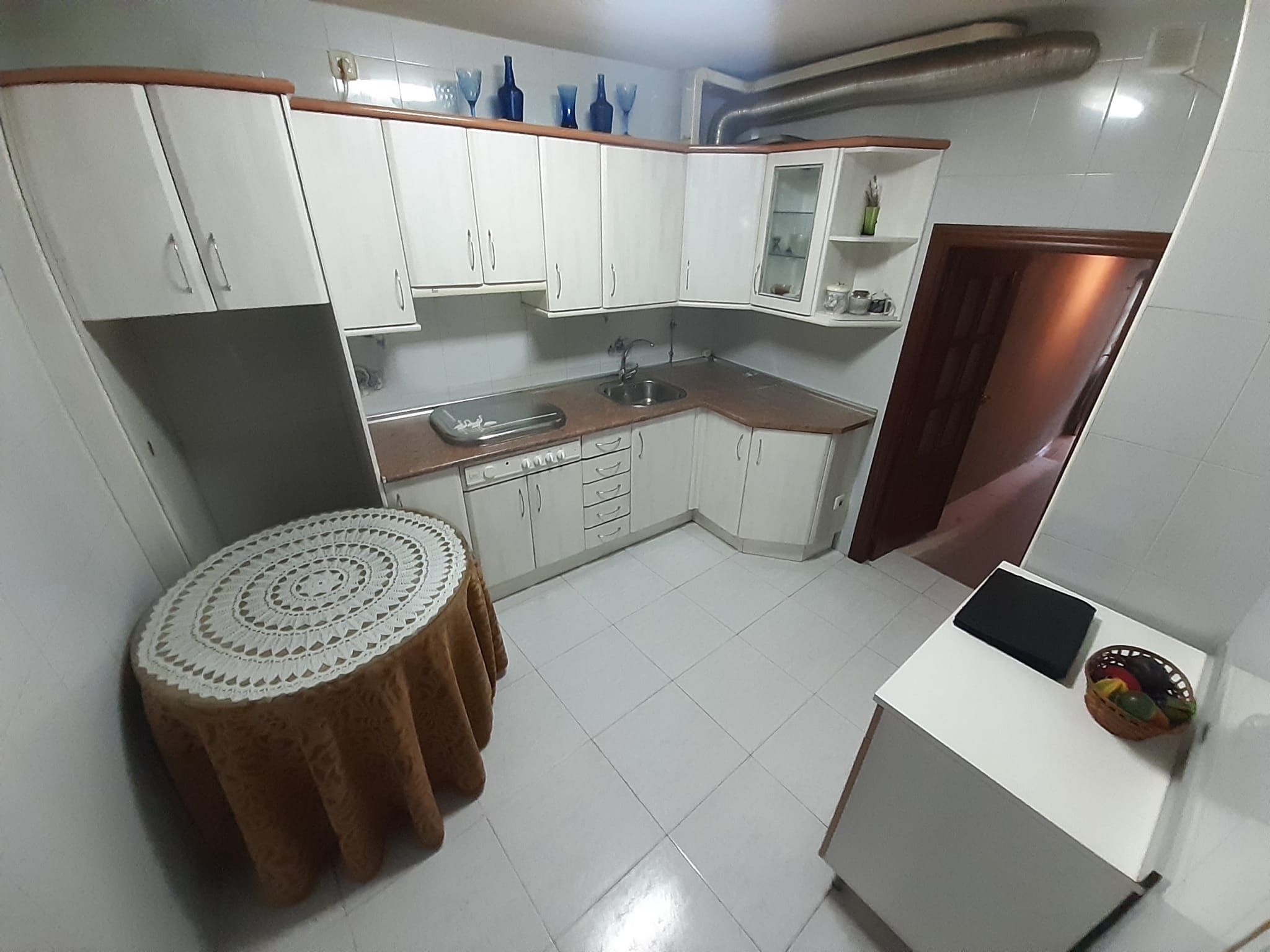 Cuina de Casa o xalet en venda en Morales del Vino amb Calefacció i Traster