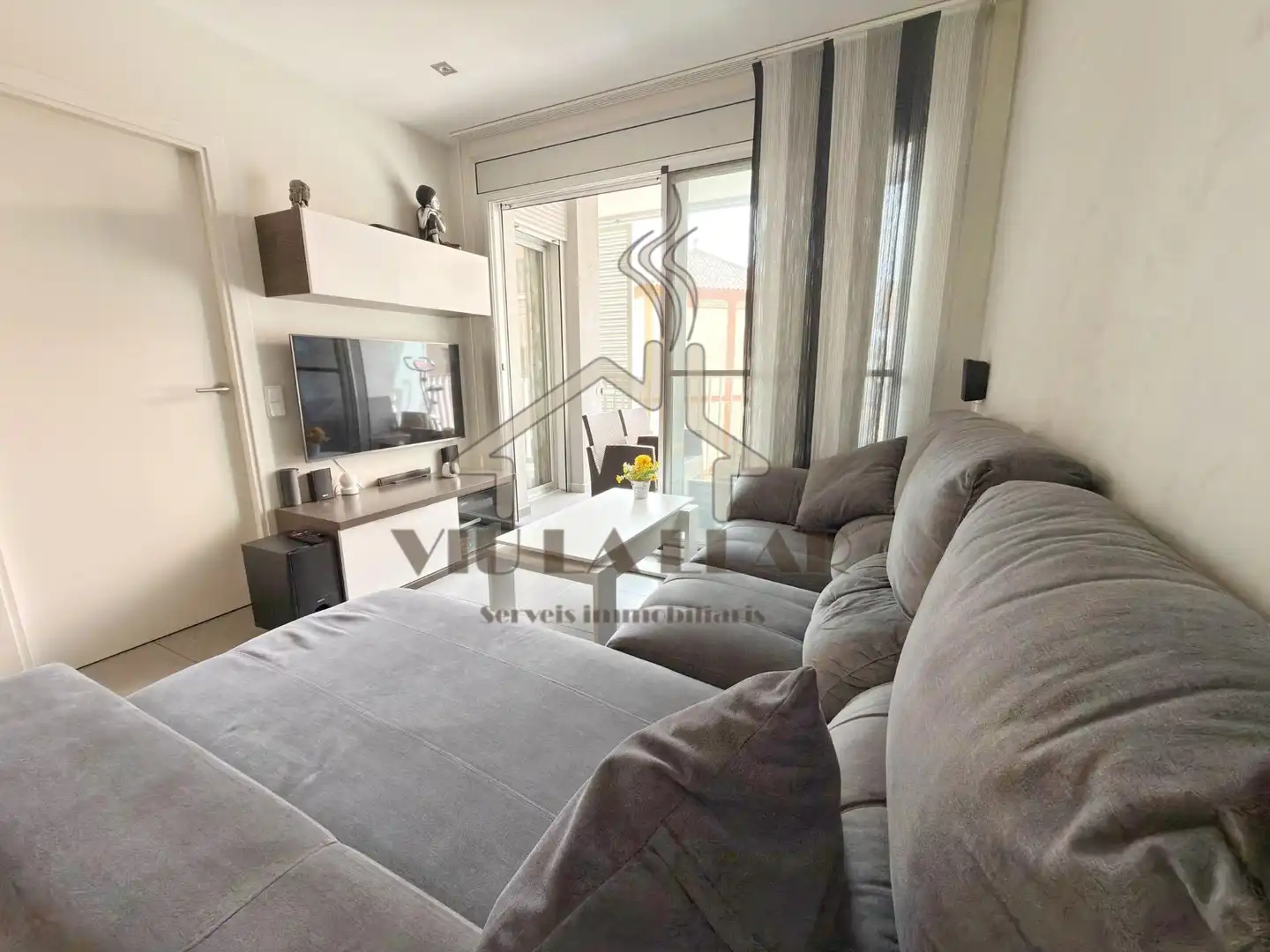Living room of Flat for sale in Mataró  with Air Conditioner, Heating and Storage room
