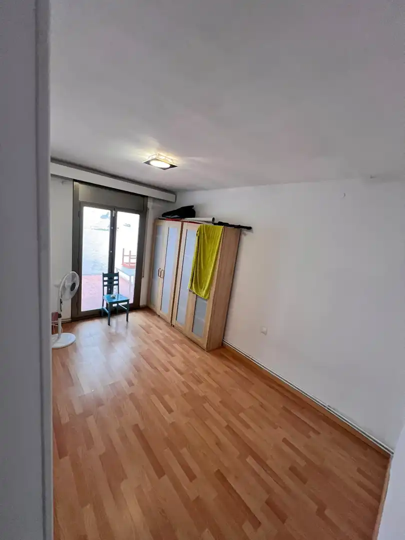 Ground floor with lift for sale in Carrer Cadí, imagen 3