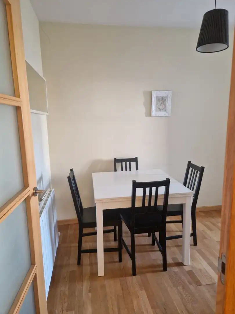 Comedor de Piso en venta en Torrecaballeros con Calefacción y Amueblado