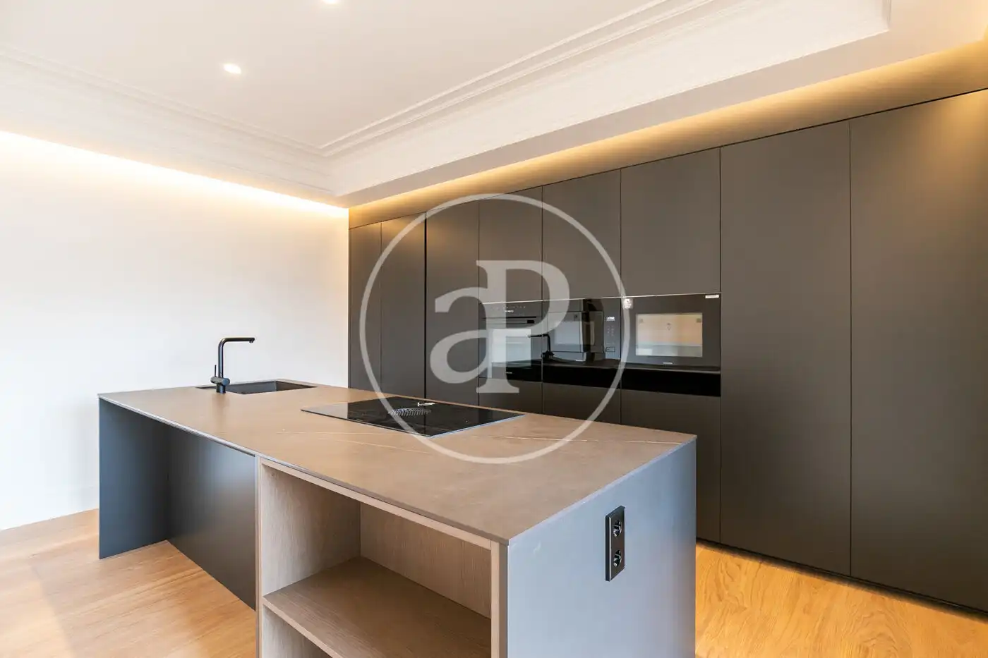 Appartement avec terrasse à vendre à Carrer del Consell de Cent, imagen 27