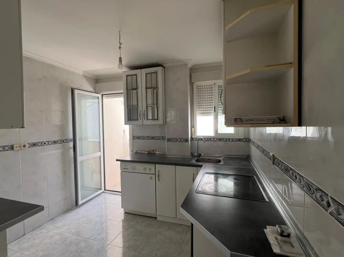 Kitchen of Flat for sale in  Logroño  with Heating and Balcony