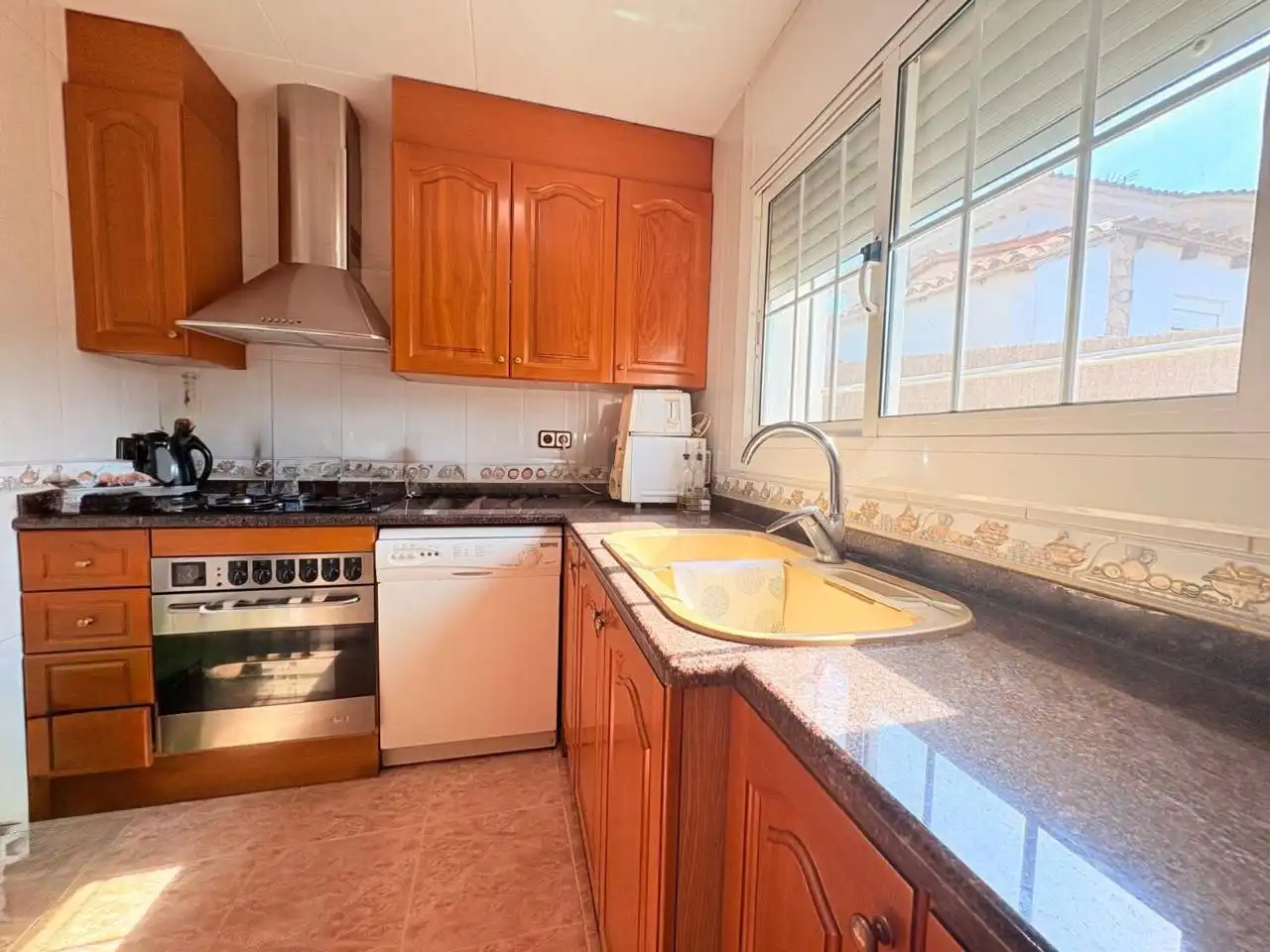 Kitchen of Houses for sale in Caldes de Malavella  with Air Conditioner, Heating and Private garden