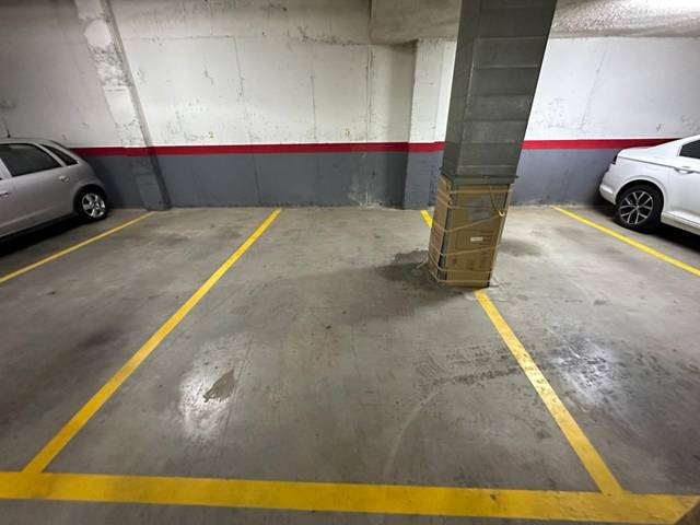 Garaje en Venta en Ciutat del Transport - La Salera