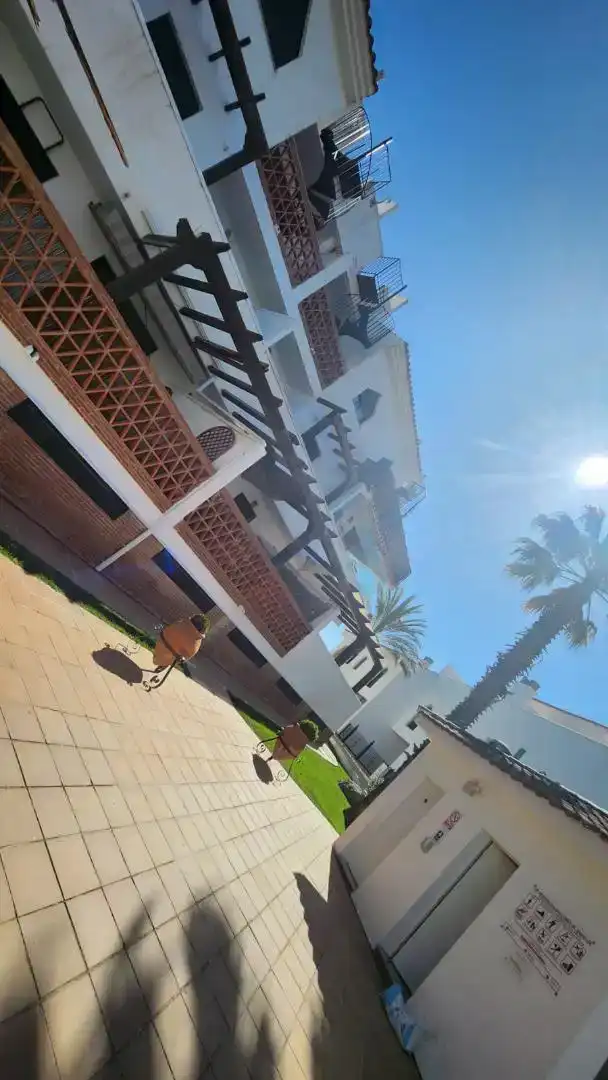 Vista exterior de Dúplex en venta en Iznalloz con Aire acondicionado