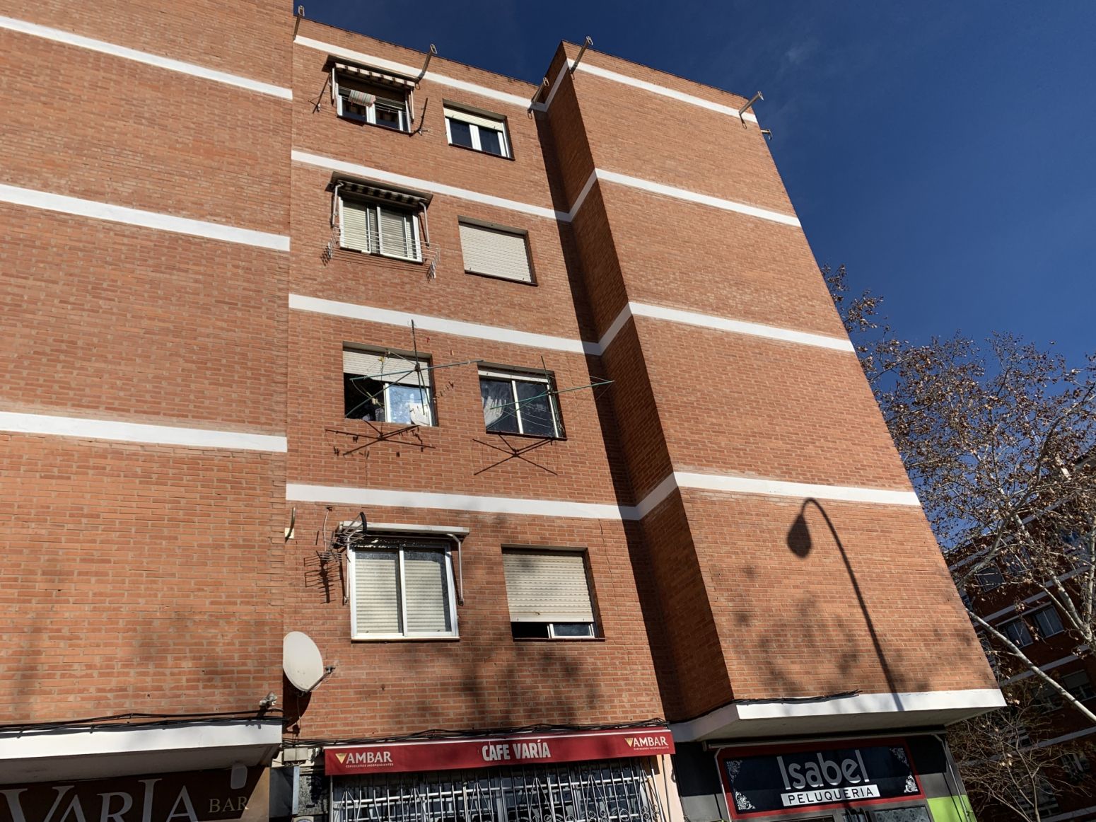 Vista exterior de Pis en venda en  Logroño amb Calefacció