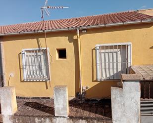 Exterior view of House or chalet for sale in  Jaén Capital