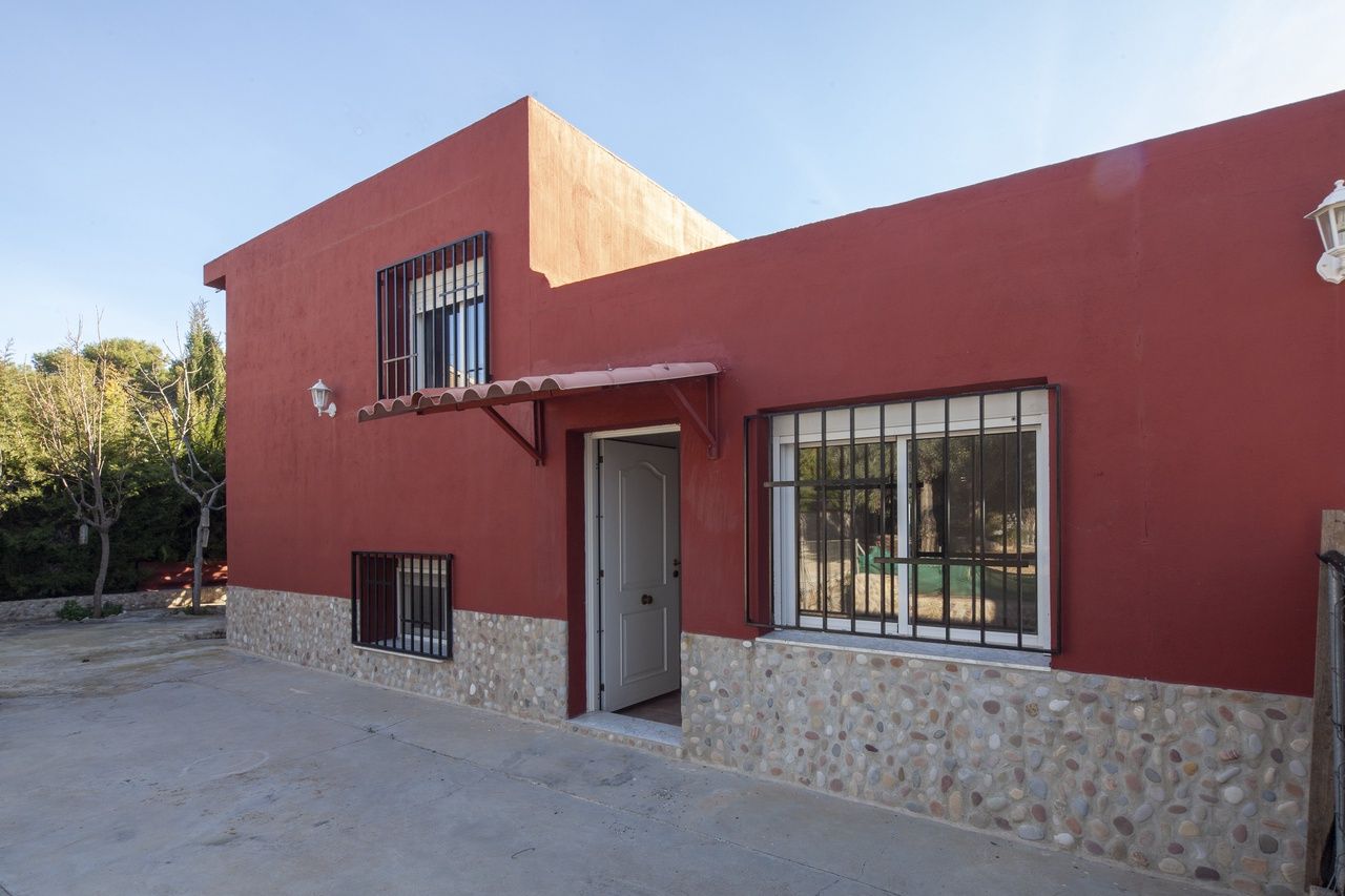 Exterior view of Houses for sale in Torrent  with Swimming Pool