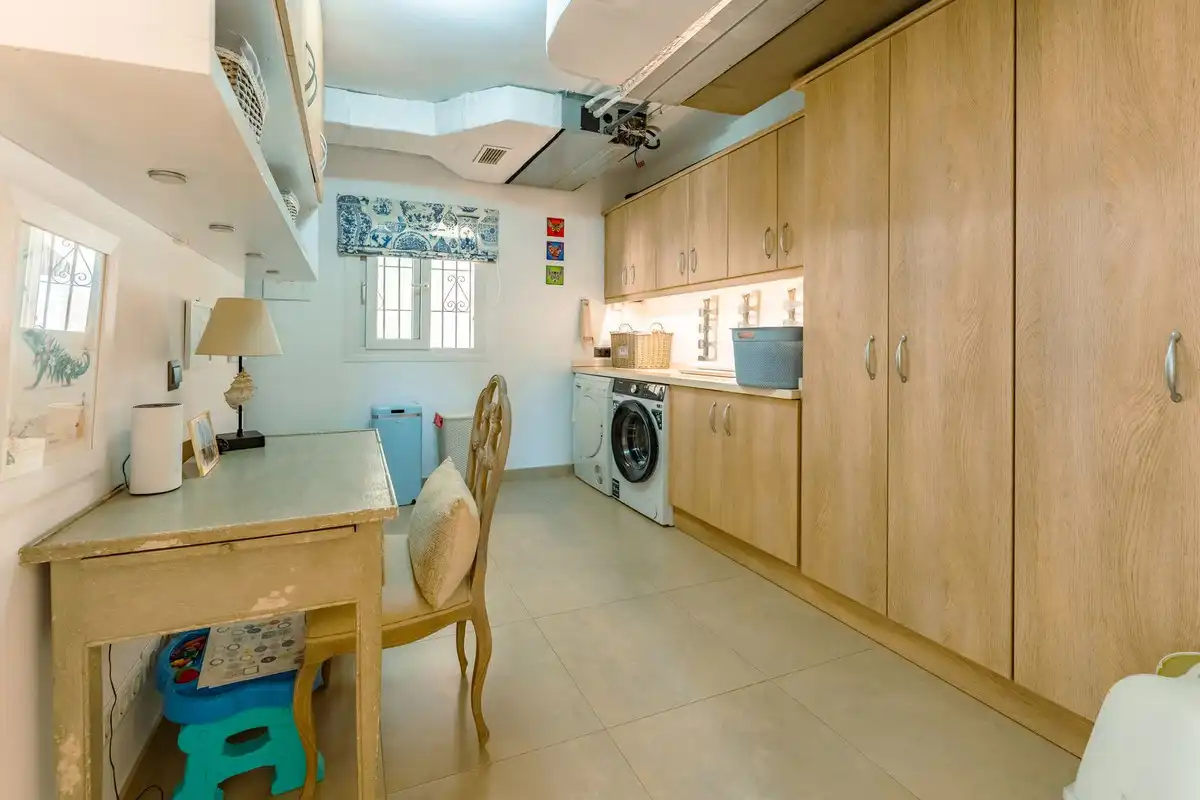 Cuina de Casa o xalet en venda en Estepona amb Aire condicionat, Jardí privat i Terrassa