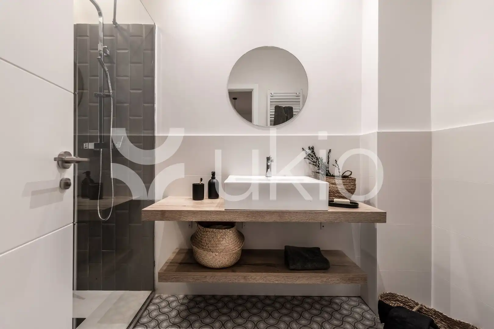 Baño de Apartamento de alquiler en Madrid con Aire acondicionado, Calefacción y Amueblado
