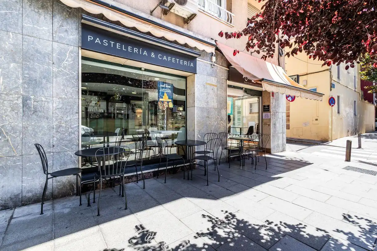 Local commercial en cession à Carrer de Joaquim Rubió i Ors, 59, Cornellà de Llobregat, Spain 59, imagen 19
