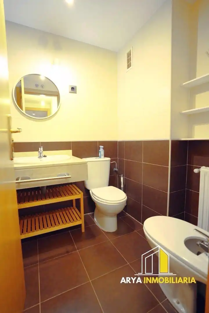 Baño de Piso en venta en Torrejón de Ardoz con Calefacción, Trastero y Amueblado