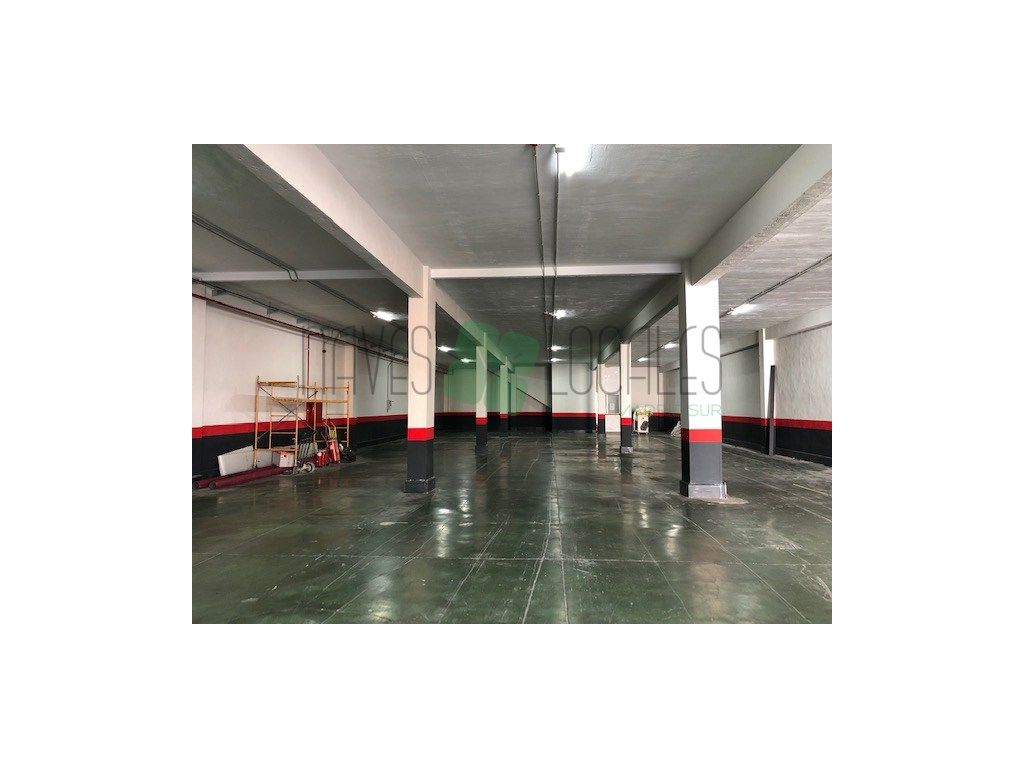 Nave industrial de alquiler en Alcorcón