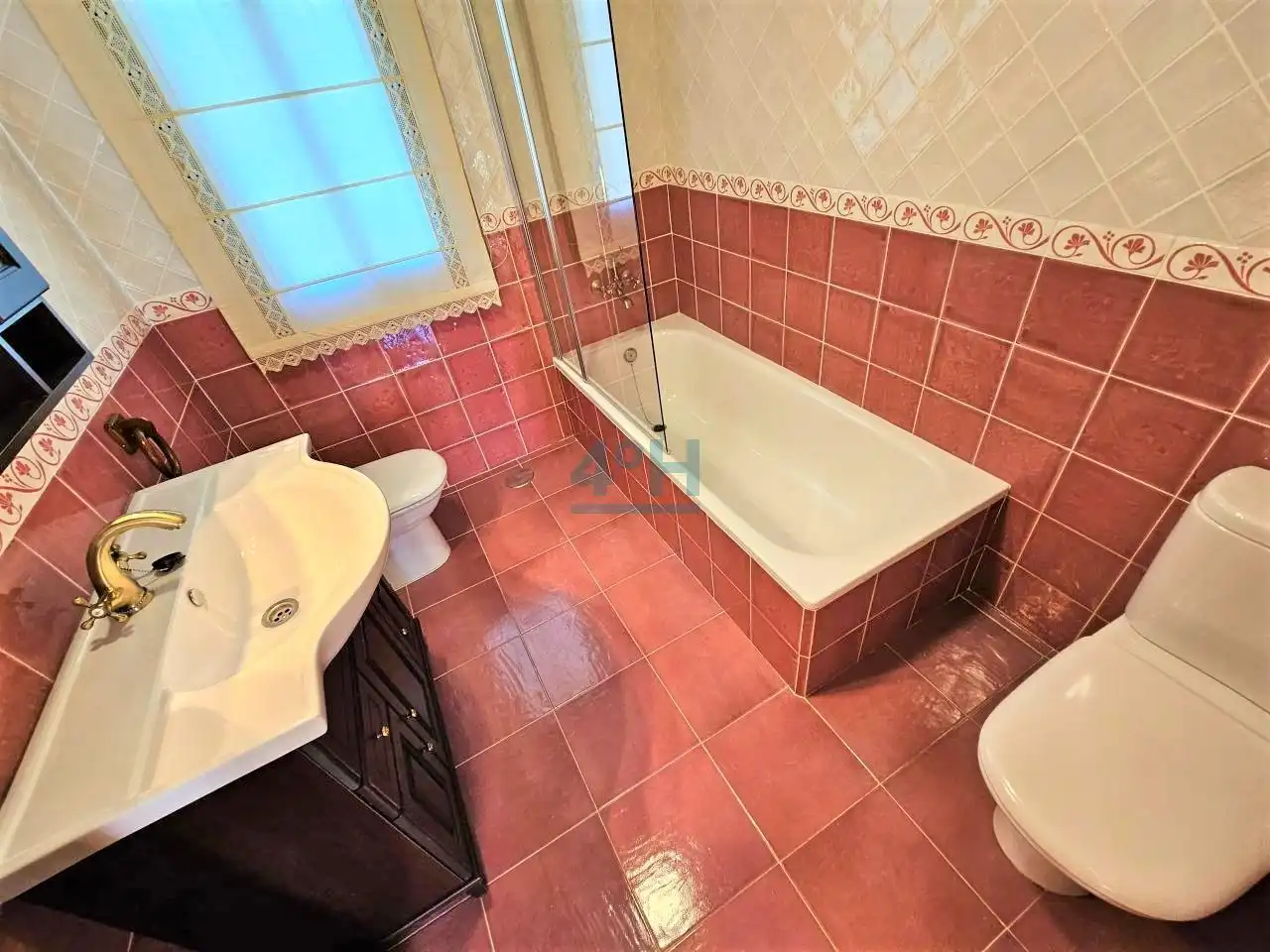 Baño de Casa o chalet en venta en O Pereiro de Aguiar  con Calefacción, Jardín privado y Terraza