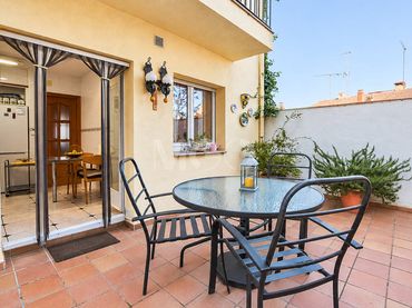 House with garden for sale in Torelló