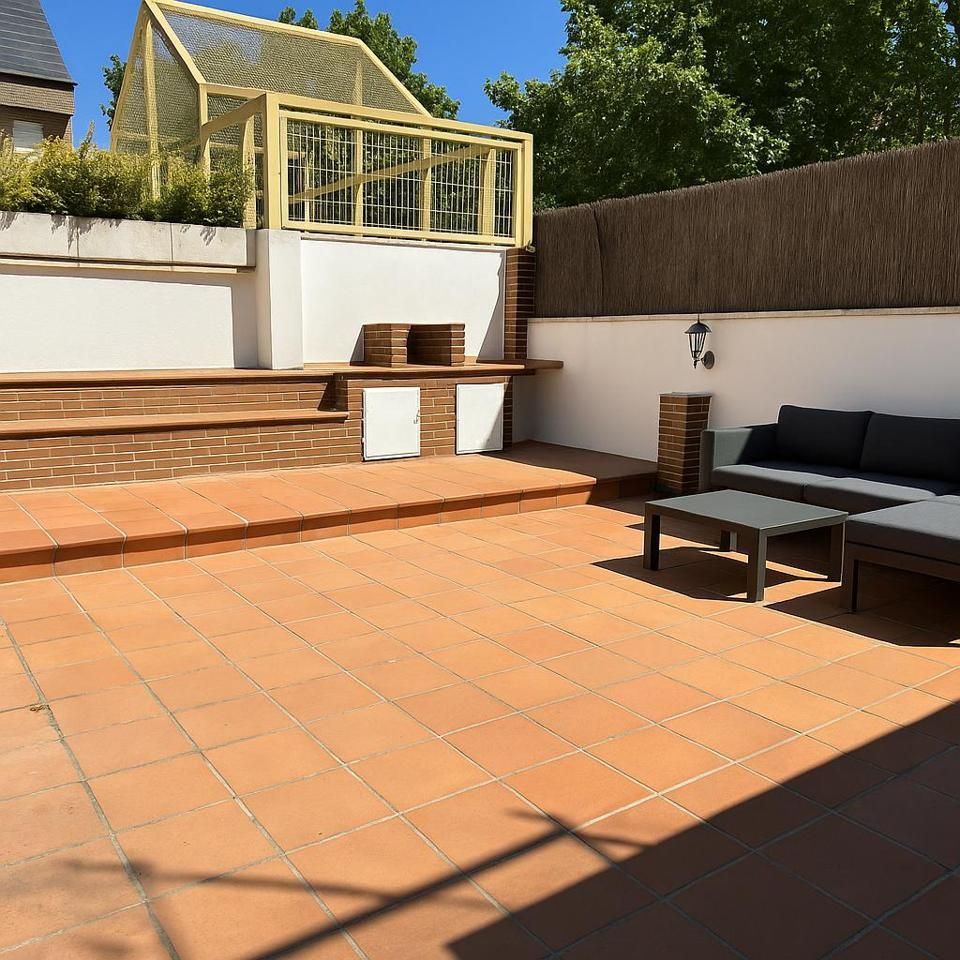 Terrassa de Casa o xalet de lloguer en  Madrid Capital amb Aire condicionat, Calefacció i Terrassa