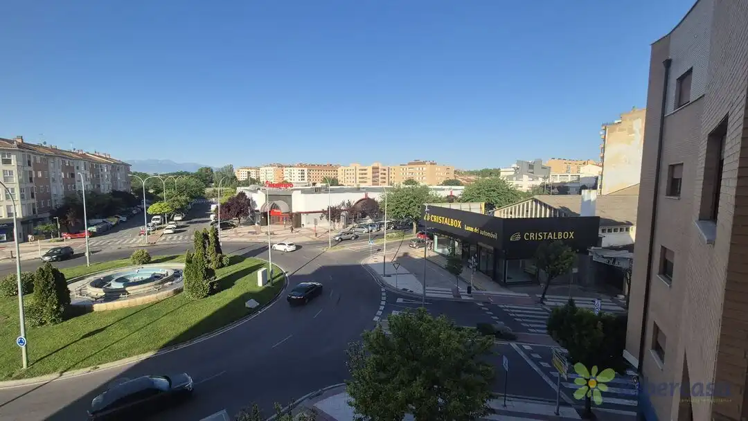 Piso con terraza en venta en Plaza de Europa, imagen 11