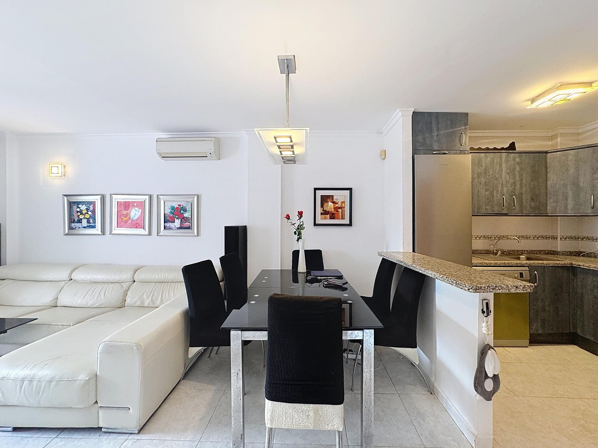 Menjador de Apartament en venda en Benitachell / El Poble Nou de Benitatxell amb Aire condicionat, Calefacció i Terrassa