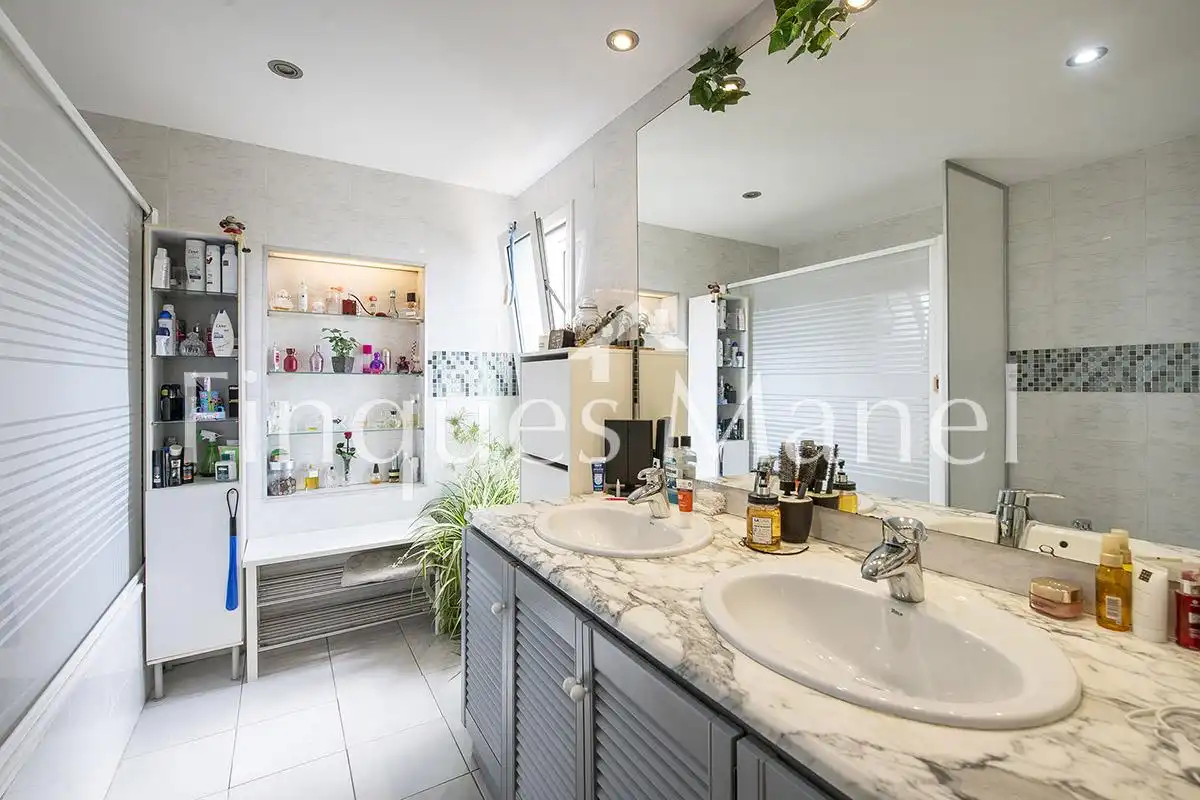 Houses for sale in Carreteta de Banyoles, Fontcoberta