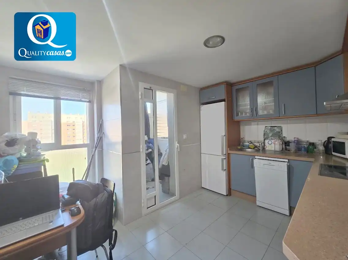 Apartamento con piscina en venta en San Blas, imagen 3