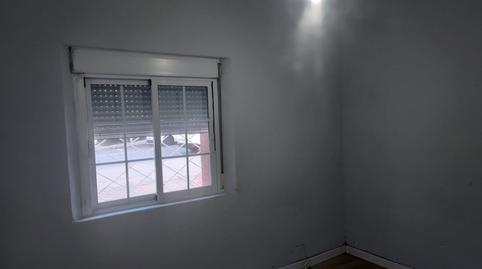 Foto 4 de Piso en venta en C/ Fernando Gabriel, Pueblo Nuevo,  Madrid Capital